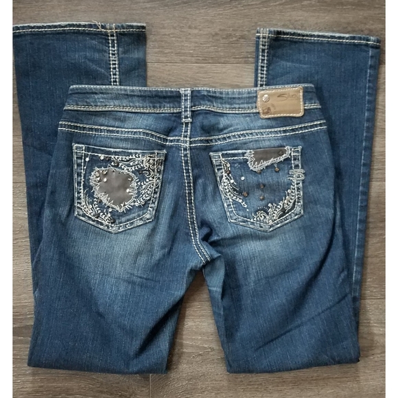 Silver Jeans Denim - Silver | Aiko Mid Slim Boot Cut Jean